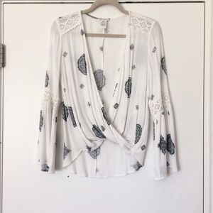 [SOLD] White Blouse with Bell Sleeves